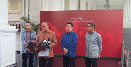Menteri Investasi Rosan dampingi pengusaha tambang bertemu Presiden Jokowi