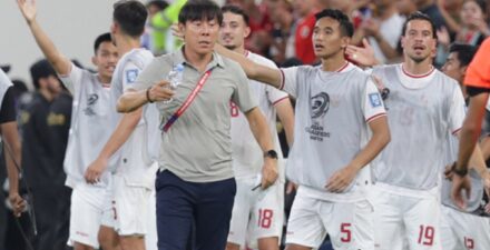 Shin Tae-yong kala melatih Timnas Indonesia.