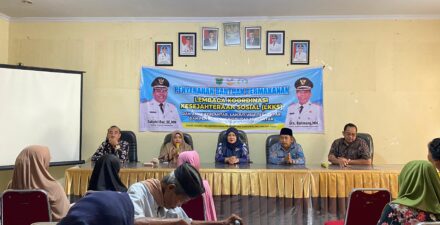 Dinsos P3A Padang Pariaman Serahkan 409 Paket Bantuan Bagi Kelompok Rentan