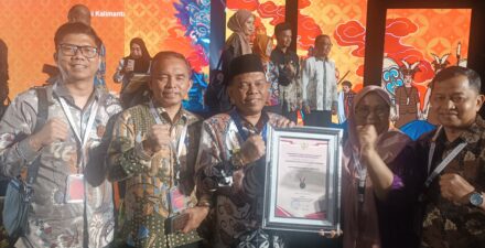 Pemdakab Padang Pariaman Terima SAKIP Awards Tahun 2024