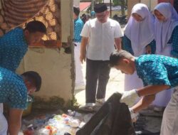 Gerakan Peduli Sampah di SMA Negeri 1 Sungai Penuh