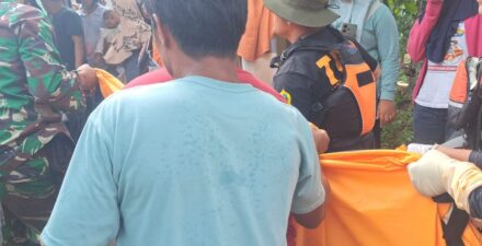 Tim Gabungan Temukan Korban Hilang di Banjir Kanal Banda Luruih