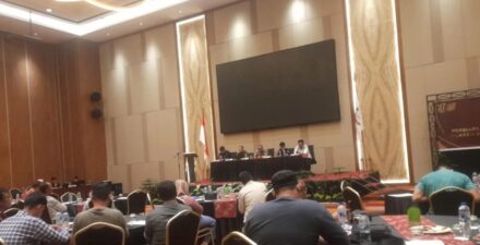 Jelang Masa Tenang, APK Fasilitasi KPU Padang Sudah Diturunkan