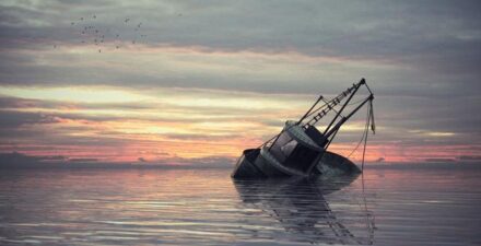 14 Orang Masih Hilang Setelah Kapal Sea Story Tenggelam di Laut Merah