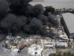 Kebakaran Hebat, Pemadaman Berlangsung Lebih dari 12 Jam