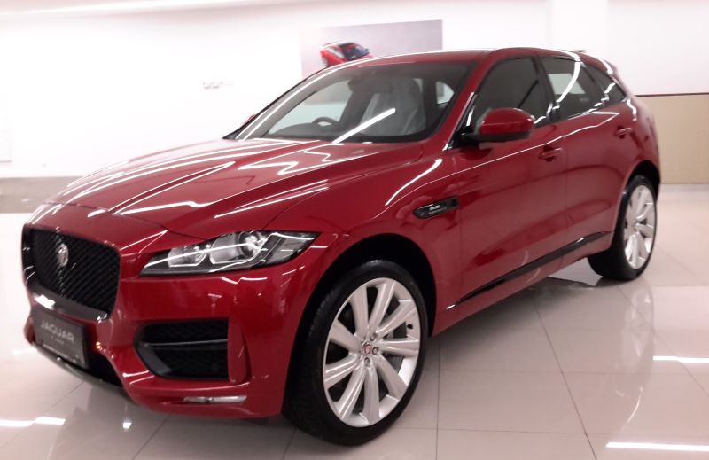 Segini biaya pajak Jaguar di Indonesia.