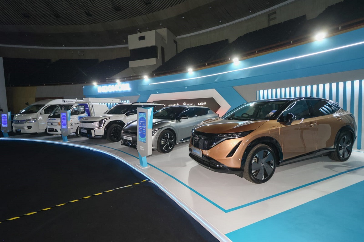 Percepat adopsi kendaraan listrik, Indomobil Group gandeng PLN Icon Plus.