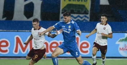 Persib Bandung Menang 1-0 atas Borneo FC, Raih Posisi Kedua Klasemen Liga 1