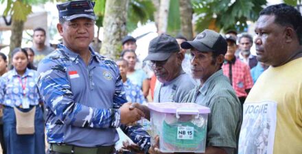 Pangkoarmada III Tutup Opster TNI DOB Papua di Wilayah Koarmada III