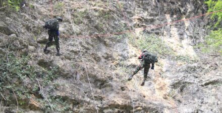 Siswa Setukba TNI AU A-45 Laksanakan Latihan Jurkas