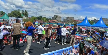 Kampanye Akbar Paslon Sahabat di Lapangan Meriam Sipoli, Aceh Singkil, Dipadati Ribuan Pendukung