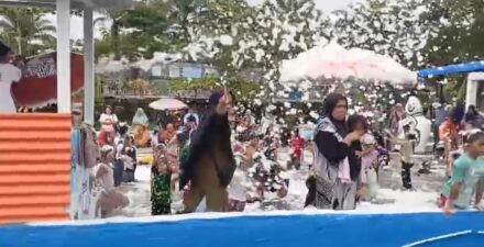 Digratiskan Paslon Bupati, Kolam Madura, Dipadati Warga Aceh Singkil
