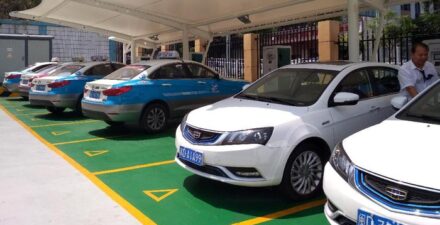 Ilustrasi taksi listrik