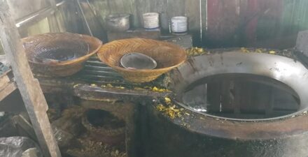 Kelangkaan Ubi Kayu dan Kenaikan Harga Minyak Goreng Ancam Usaha Karupuak Sanjai