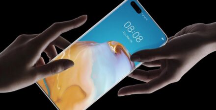 Produsen Smartphone Tinggalkan Layar LCD, OLED Jadi Pilihan Masa Depan