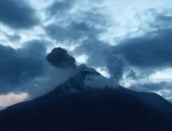 Erupsi Gunung Lewotobi Laki-laki, Status Awas Masih Diterapkan