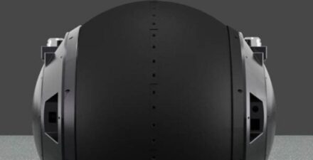 Robot Rotunbot RT-G telah terlihat membantu polisi dalam sebuah video viral.