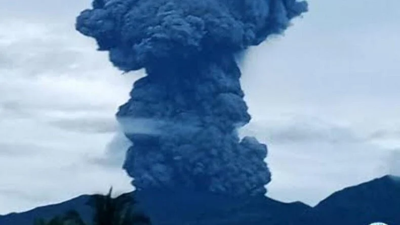 Gunung Dukono