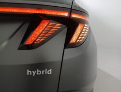 Pemerintah Berikan Insentif 3% untuk Mobil Hybrid