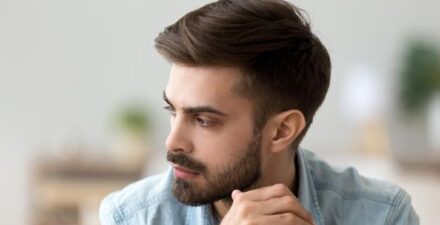 Ada beberapa gaya rambut pria yang diprediksi bakal nge-tren di tahun 2025.
