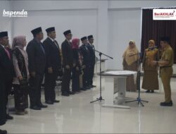 Pemprov Sumbar Lantik Pejabat Adminstrator dan Pengawas