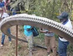 Puing Antariksa Jatuh di Kenya, Desa Terkejut dengan Ledakan Keras