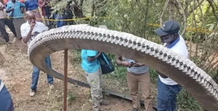 Puing Antariksa Jatuh di Kenya