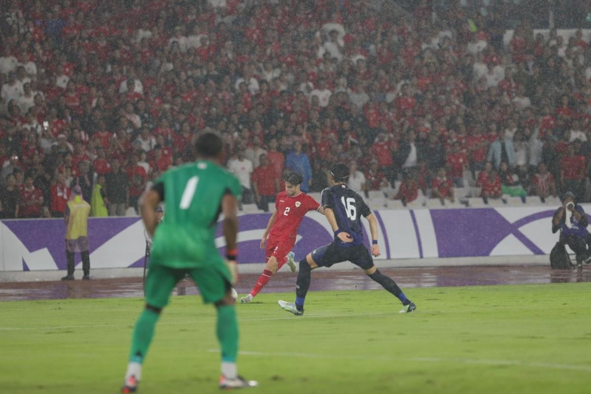 Kevin Diks gabung Borussia Monchengladbach pada musim panas 2025.