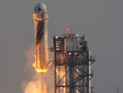 Roket New Glenn Tantang Dominasi SpaceX di Luar Angkasa