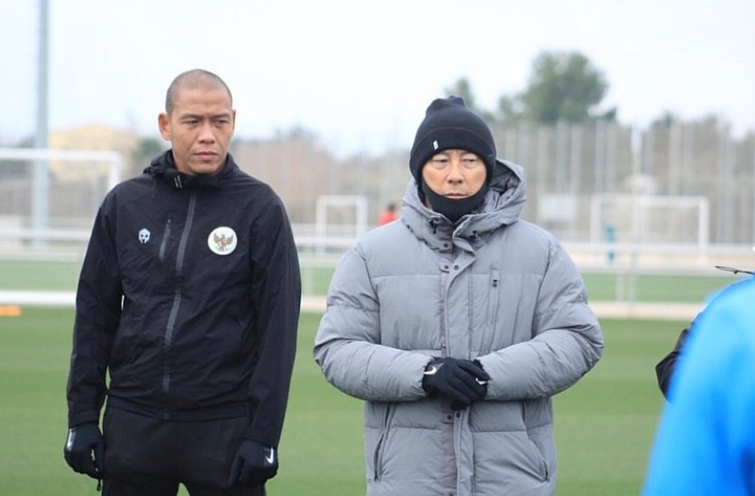 Momen kebersamaan Nova Arianto bersama Shin Tae-yong.