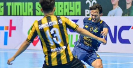 Bintang Timur Surabaya vs Tiga Radja United di Pro Futsal League Indonesia 2024-2025.