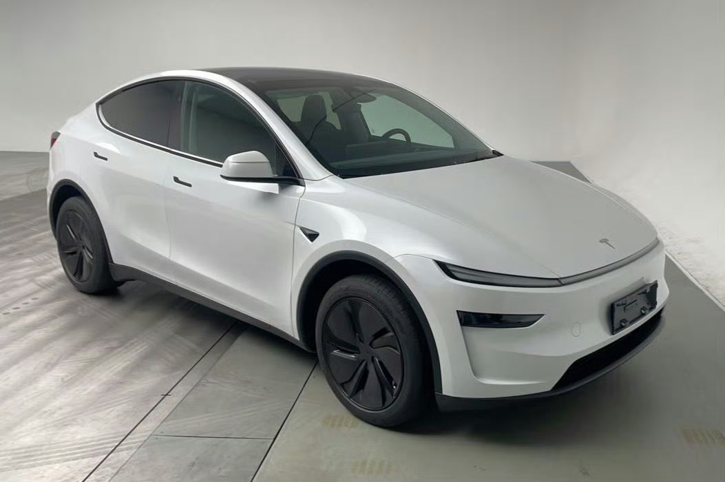 Tesla Model Y versi baru.