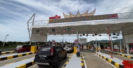 Tol Padang-Pekanbaru