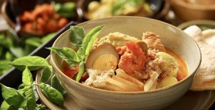 Makanan yang biasa dihidangkan dalam perayaan Cap Go Meh, kenapa harus makan lontong Cap Go Meh?