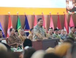 Prabowo Bantah Isu Pemotongan Gaji ASN