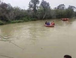 Truk Terjun ke Sungai di Pelalawan, 15 Orang Tewas