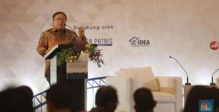 Ketimpangan Ekonomi, Orang Kaya Diuntungkan, Kelas Bawah Tertinggal