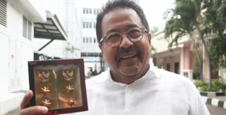 Rano Karno dan Selebritas Lain Resmi Jabat Kepala Daerah