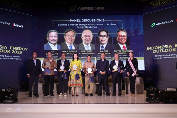 Aspebindo menggelar diskusi panel Indonesia Energy Outlook 2025 di Residences Ballroom, Park Hyatt Jakarta, Kamis (27/2/2025).