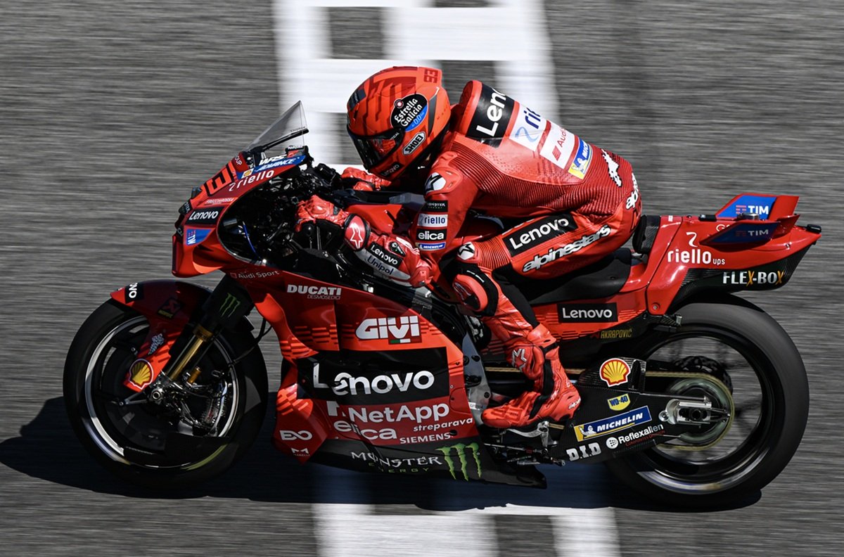 Marc Marquez menggila di Tes Pramusim MotoGP 2025 di Sirkuit Internasional Buriram, Thailand