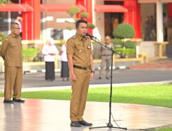 Perdana Pimpin Apel di Kantor Gubernur, Wagub Vasko Ingatkan Pentingnya Soliditas dalam Gerak Cepat Membangun Sumbar
