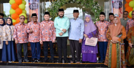 Gubernur Sumbar Resmikan RS Padang Eye Center