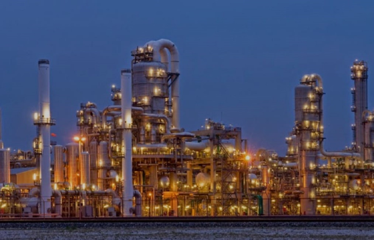 Skema baru Harga Gas Bumi Tertentu (HGBT) bagi tujuh sektor industri.