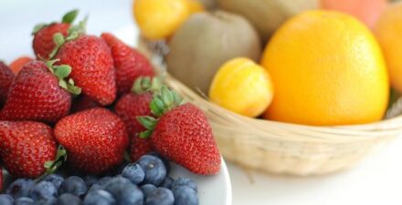 Berbagai jenis buah untuk penyakit ginjal kronis.