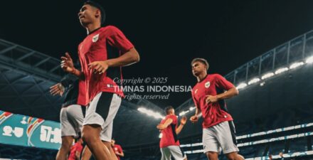 Timnas Indonesia tertinggal 0-3 dari Timnas Australia di babak pertama
