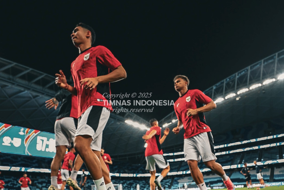 Timnas Indonesia tertinggal 0-3 dari Timnas Australia di babak pertama