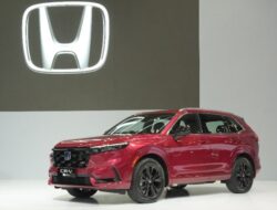 Honda Usul Mobil Hybrid Bebas Ganjil-Genap di Jakarta