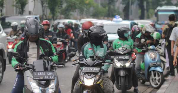 Pihak aplikator yang menerima Rp50 ribu itu disebabkan karena mereka masuk kategori paling bawah.
