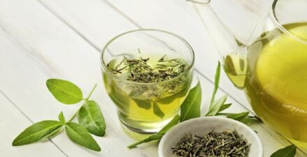 Dari Teh Hijau hingga Matcha, Ini Minuman yang Bantu Turunkan Berat Badan