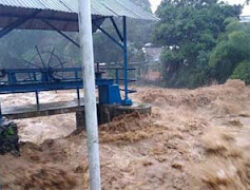 Jokowi, Bendungan Bantu Kurangi Banjir, tapi Curah Hujan Terlalu Tinggi